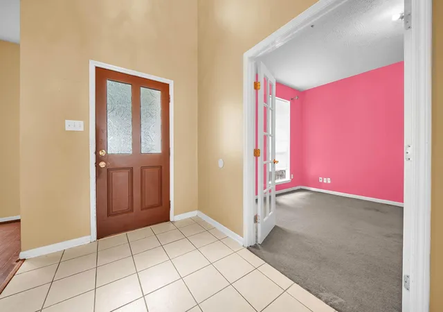 Photo 3 of Single family home for sale at 10822 Trail Ridge Dr, Houston, TX 77064 | MLS# 58954238 | Listing updated on 2026-09-21