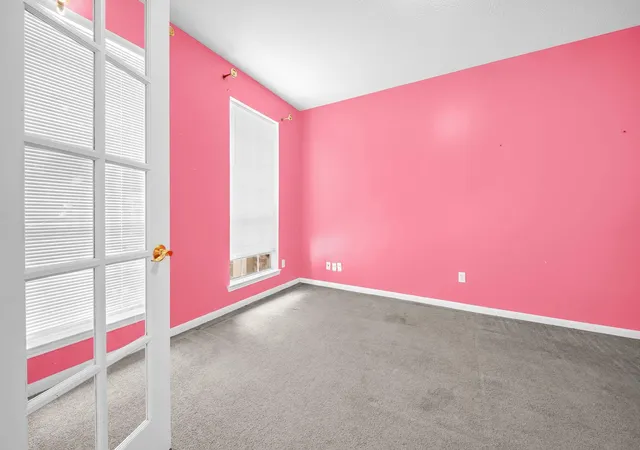 Photo 4 of Single family home for sale at 10822 Trail Ridge Dr, Houston, TX 77064 | MLS# 58954238 | Listing updated on 2026-09-21