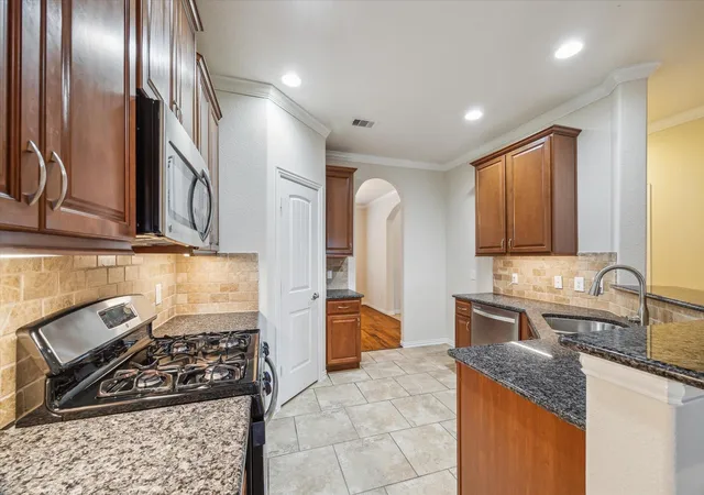 Photo 4 of Single family home for sale at 30 Black Swan Ct, Magnolia, TX 77354 | MLS# 97205867 | Listing updated on 2026-07-15