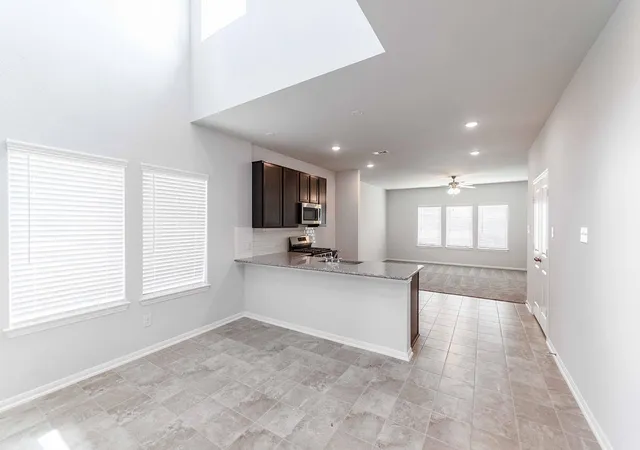Photo 4 of Single family home for sale at 3611 Cardinal Pointe Dr, Angleton, TX 77515 | MLS# 76404813 | Listing updated on 2026-09-21