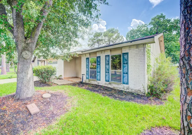Photo 3 of Single family home for sale at 3023 Quail Valley E Dr, Missouri City, TX 77489 | MLS# 40763775 | Listing updated on 2026-07-04