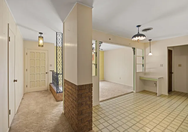 5th image of 182 Lakeview 2 Rd, El Campo, TX 77437 | MLS# 95536116