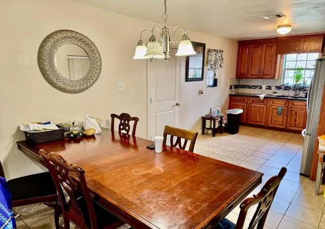 5th image of 4511 Majestic St, Houston, TX 77026 | MLS# 40614702