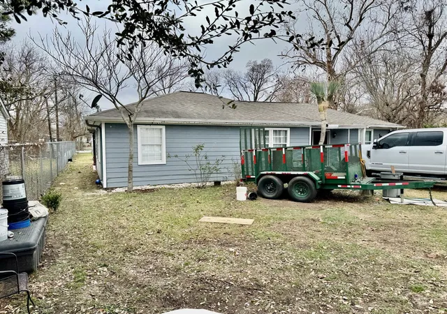 8th image of 4511 Majestic St, Houston, TX 77026 | MLS# 40614702