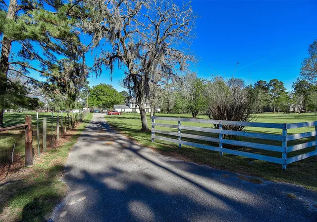 2nd image of 24640 Macedonia Rd, Hockley, TX 77447 | MLS# 68523057