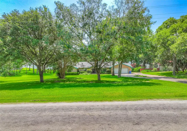 5th image of 188 Old Post Rd S, Livingston, TX 77352 | MLS# 72510270