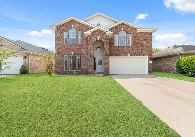 Photo 2 of Single family home for sale at 18119 Emerybrook Ct, Richmond, TX 77407 | MLS# 70360430 | Listing updated on 2026-09-19