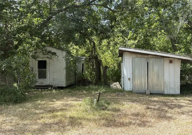 3rd image of 2529 Commerce St, Liverpool, TX 77577 | MLS# 67701283