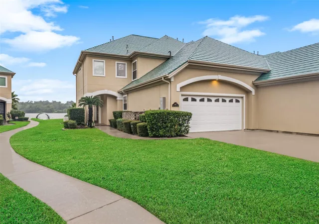 Photo 1 of Townhouse for sale at 147 W Palm Blvd, Montgomery, TX 77356 | MLS# 82498825 | Listing updated on 2026-09-01