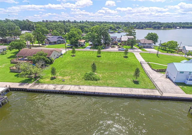 3rd image of Tbd W Lake Shore Dr, Livingston, TX 77351 | MLS# 92639557