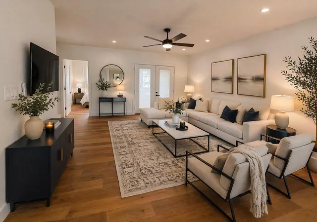 5th image of 2210 Brackenridge St, Houston, TX 77026 | MLS# 76400559