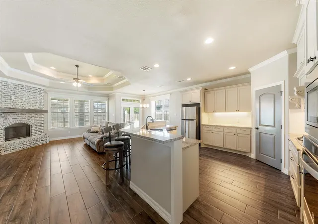 Photo 4 of Single family home for sale at 4004 Eskew Dr, College Station, TX 77845 | MLS# 16208128 | Listing updated on 2026-09-28