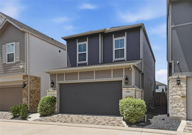 Photo 3 of Single family home for sale at 8412 Arden Valley Ln, Houston, TX 77063 | MLS# 36640271 | Listing updated on 2026-08-21
