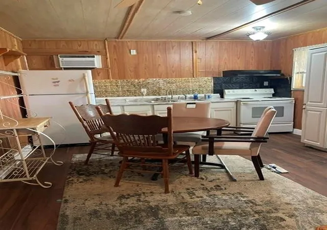 5th image of 408 B Vista Rd, Pasadena, TX 77504 | MLS# 22268236