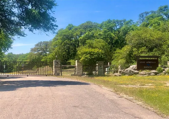 2nd image of 150 Cave Springs Dr, Wimberley, TX 78676 | MLS# 74994424
