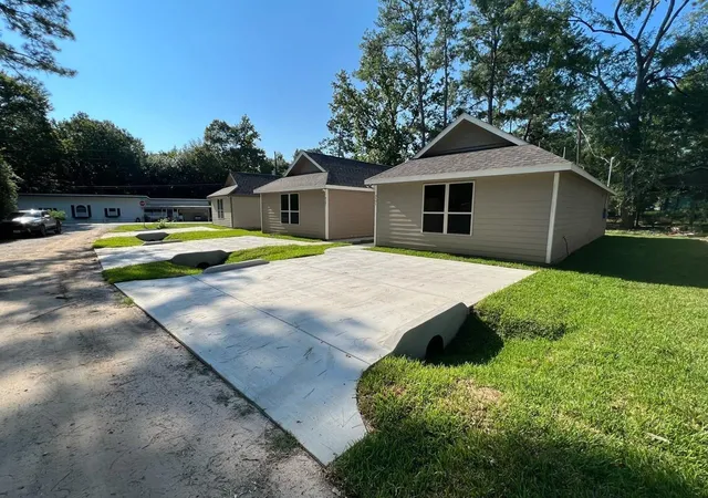 Photo 1 of Single family home for sale at 9757 Black Gum St, Willis, TX 77318 | MLS# 78548677 | Listing updated on 2026-07-17