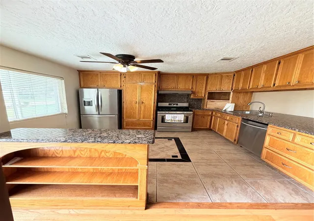 2nd image of 10319 Dunvegan Wy, Houston, TX 77013 | MLS# 5473931