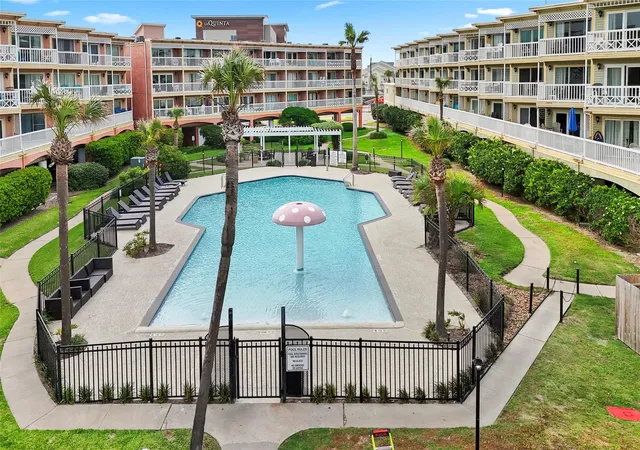 Photo 4 of Condo for sale at 6300 Seawall Blvd #3111, Galveston, TX 77551 | MLS# 26457105 | Listing updated on 2026-08-31