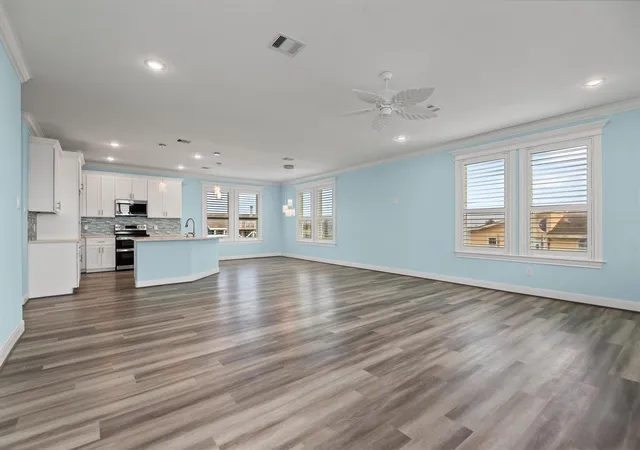 4th image of 23401 4Th Ave, Galveston, TX 77554 | MLS# 45495158