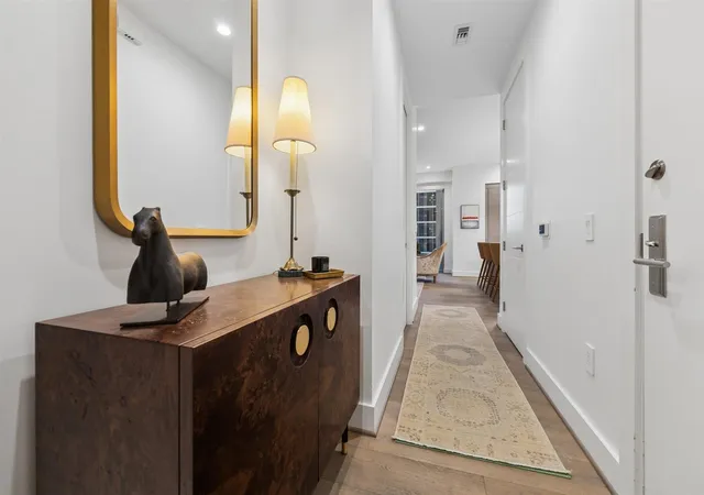 Homes for sale in Houston, TX | 2047 Westcreek Ln #708, Houston, TX 77027 | MLS# 12873817