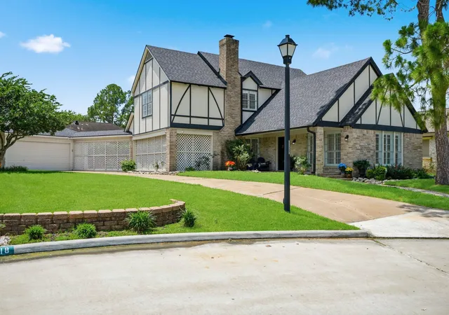 2nd image of 3114 Audubon Ct, Sugar Land, TX 77478 | MLS# 17930919