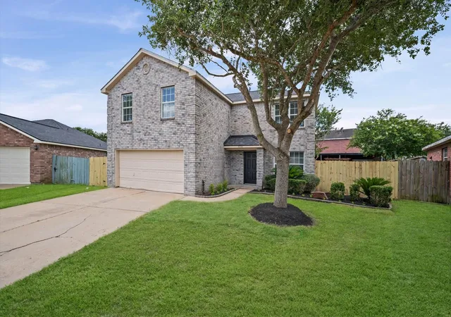 Homes for sale in Rosharon, TX | 5518 Rio Alamo St, Rosharon, TX 77583 | MLS# 27213986