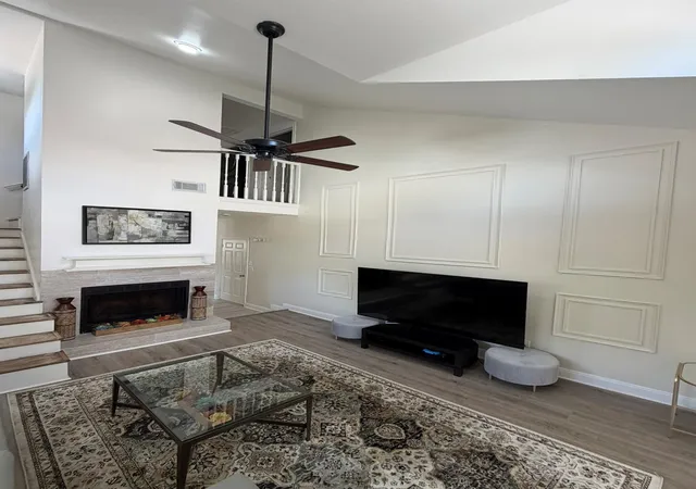 Listing Photo 4 - Condo for sale in building located at 5515 Strack Rd, Houston, TX 77069 - Unit #121