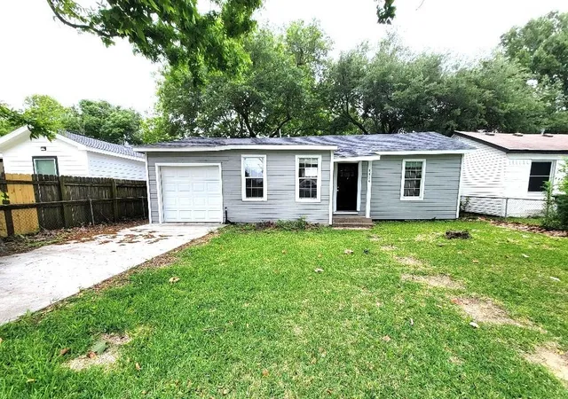 1st image of 6614 Park Ave, Texas City, TX 77591 | MLS# 77349115