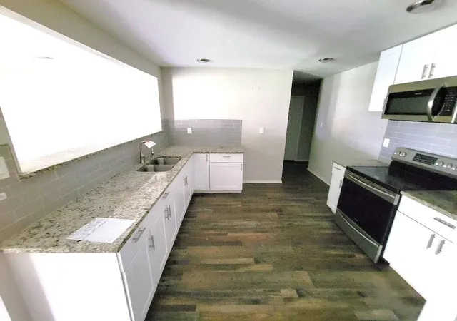 5th image of 6614 Park Ave, Texas City, TX 77591 | MLS# 77349115