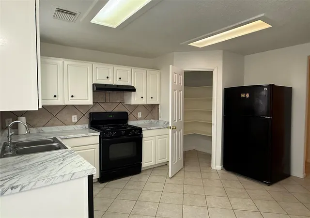 Photo 3 of Single family home for sale at 19511 Dawn Cyn Rd, Houston, TX 77084 | MLS# 40773926 | Listing updated on 2026-08-25