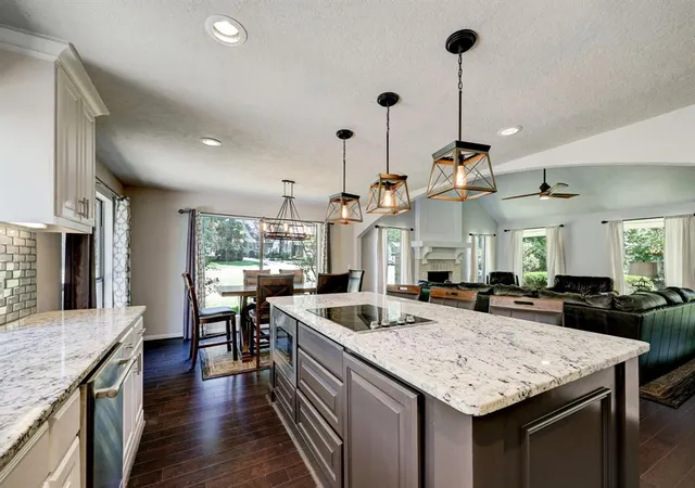 Single family home for sale at 129 Springs Edge Dr, Montgomery, TX 77356 | MLS# 47755474 | Listing updated on 2024-04-30