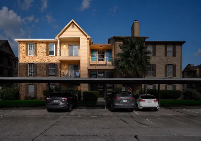 Photo 2 of Condo for sale at 2121 Hepburn St #1106, Houston, TX 77054 | MLS# 69146139 | Listing updated on 2026-09-09