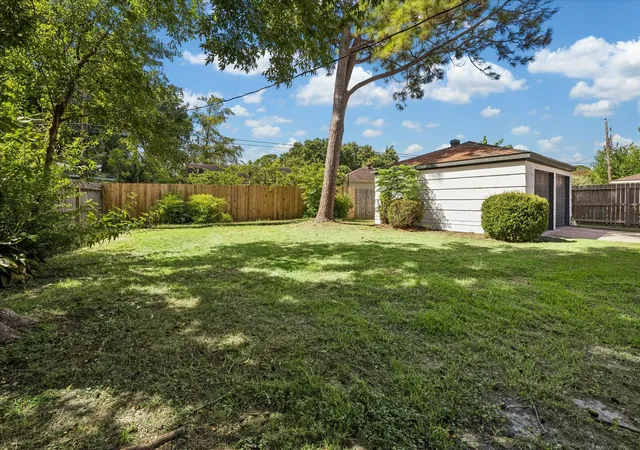 22nd image of 6027 Valkeith Dr, Houston, TX 77096 | MLS# 22815893