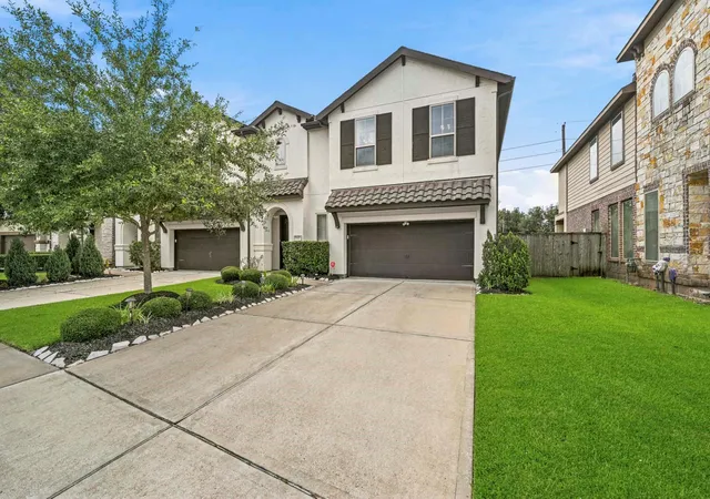 Photo 1 of Townhouse for sale at 9442 Scanlan Heights Ln, Missouri City, TX 77459 | MLS# 62671923 | Listing updated on 2026-08-30