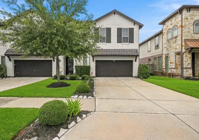Photo 2 of Townhouse for sale at 9442 Scanlan Heights Ln, Missouri City, TX 77459 | MLS# 62671923 | Listing updated on 2026-08-30