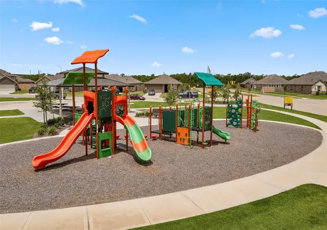 Photo 4 of Single family home for sale at 7911 House Sparrow St, Hitchcock, TX 77563 | MLS# 41084187 | Listing updated on 2026-10-07