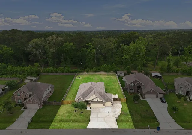 Homes for sale in Woodbranch, TX | 632 W Linnwood Dr, Woodbranch, TX 77357 | MLS# 2489454