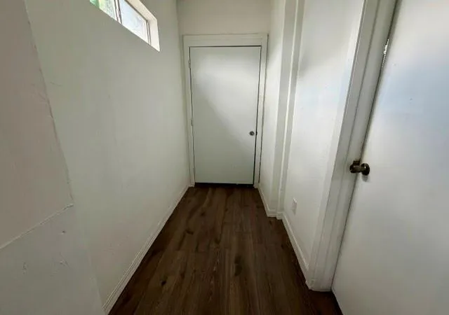 Listing Photo 4 - Condo for sale in building located at 1611 Common St, Houston, TX 77009