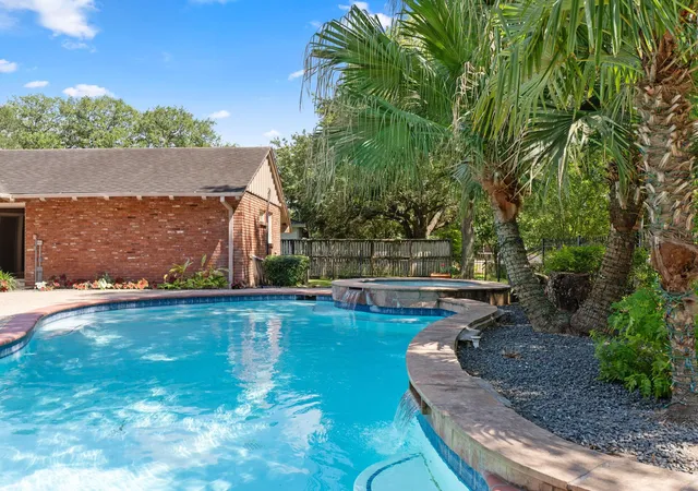 43rd image of 2310 Oak Dr, Bay City, TX 77414 | MLS# 54357972