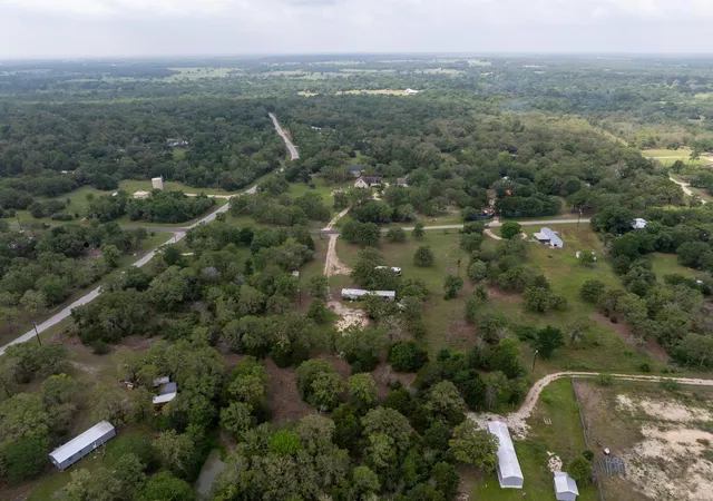 Homes for sale in Caldwell, TX | 327 Teal Lake Dr, Caldwell, TX 77836 | MLS# 18613959