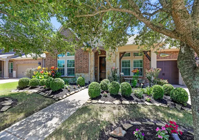 Photo 3 of Single family home for sale at 30634 Indigo Fls Dr, Brookshire, TX 77423 | MLS# 65370891 | Listing updated on 2026-09-17