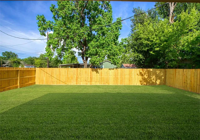 Photo 4 of Single family home for sale at 706 Ashville St, Navasota, TX 77868 | MLS# 46173413 | Listing updated on 2026-09-20