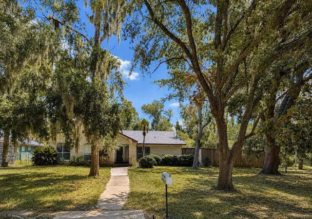 2nd image of 2219 S Belmont Dr, Richmond, TX 77469 | MLS# 19117207