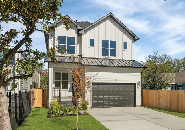 2nd image of 1103 E 37th St, Houston, TX 77022 | MLS# 13093075