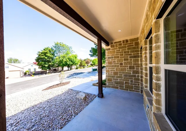 3rd image of 706 Oak Valley Dr, Kerrville, TX 78028 | MLS# 76917665