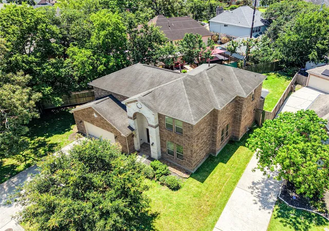 2nd image of 17903 Pleasantglen Ct, Spring, TX 77379 | MLS# 62585736