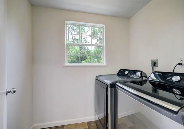 5th image of 8277 Kingsbrook Rd #254, Houston, TX 77024 | MLS# 52209813