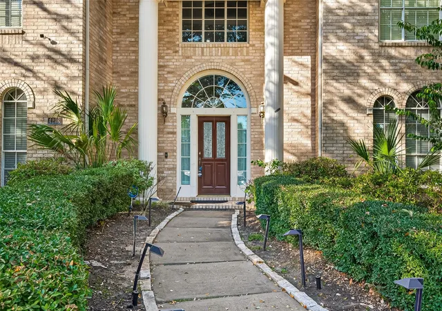 Photo 2 of Single family home for sale at 4206 Clearwater Ct, Missouri City, TX 77459 | MLS# 62654031 | Listing updated on 2026-07-01