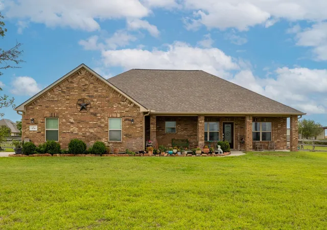 Homes for sale in Sealy, TX | 5236 Hillboldt Rd, Sealy, TX 77474 | MLS# 24901050