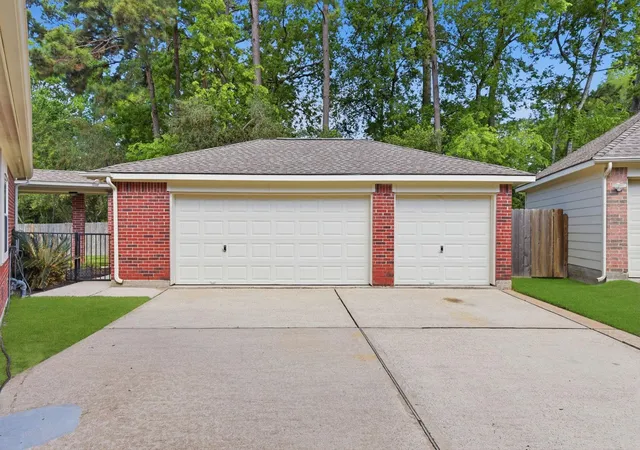 3rd image of 3414 Hackberry Ct, Spring, TX 77388 | MLS# 20253778